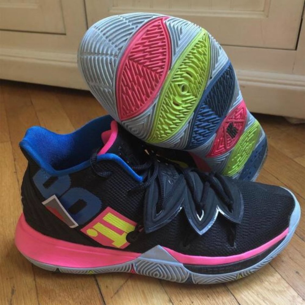 Nike Kyrie 5 - Just Do It Basketball men's 10